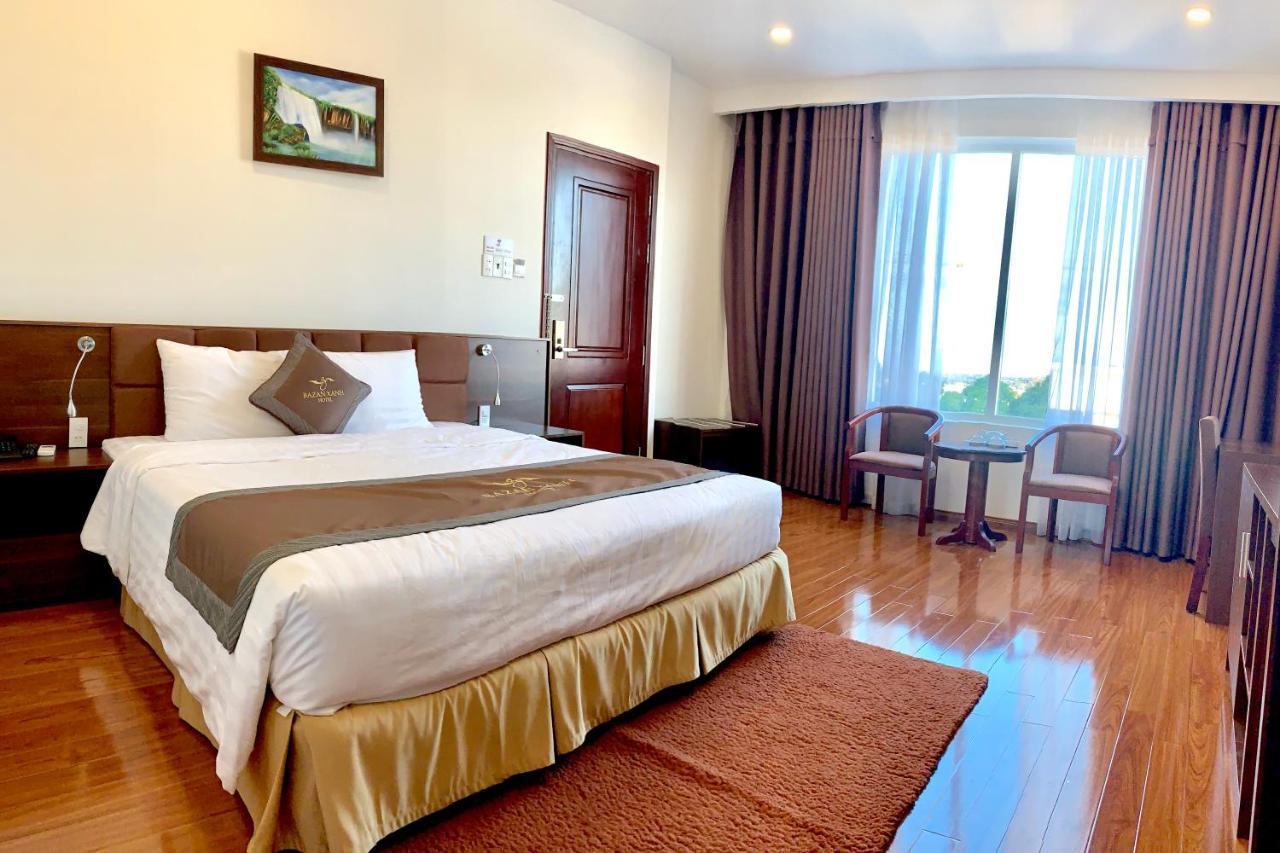 Bazan Xanh Hotel Buon Ma Thuot Exterior foto
